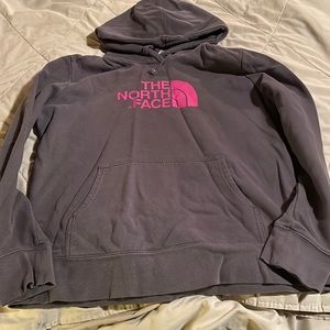 The north face women’s hoodie size XL. GUC